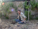 Zen bei Gartenarbeit
